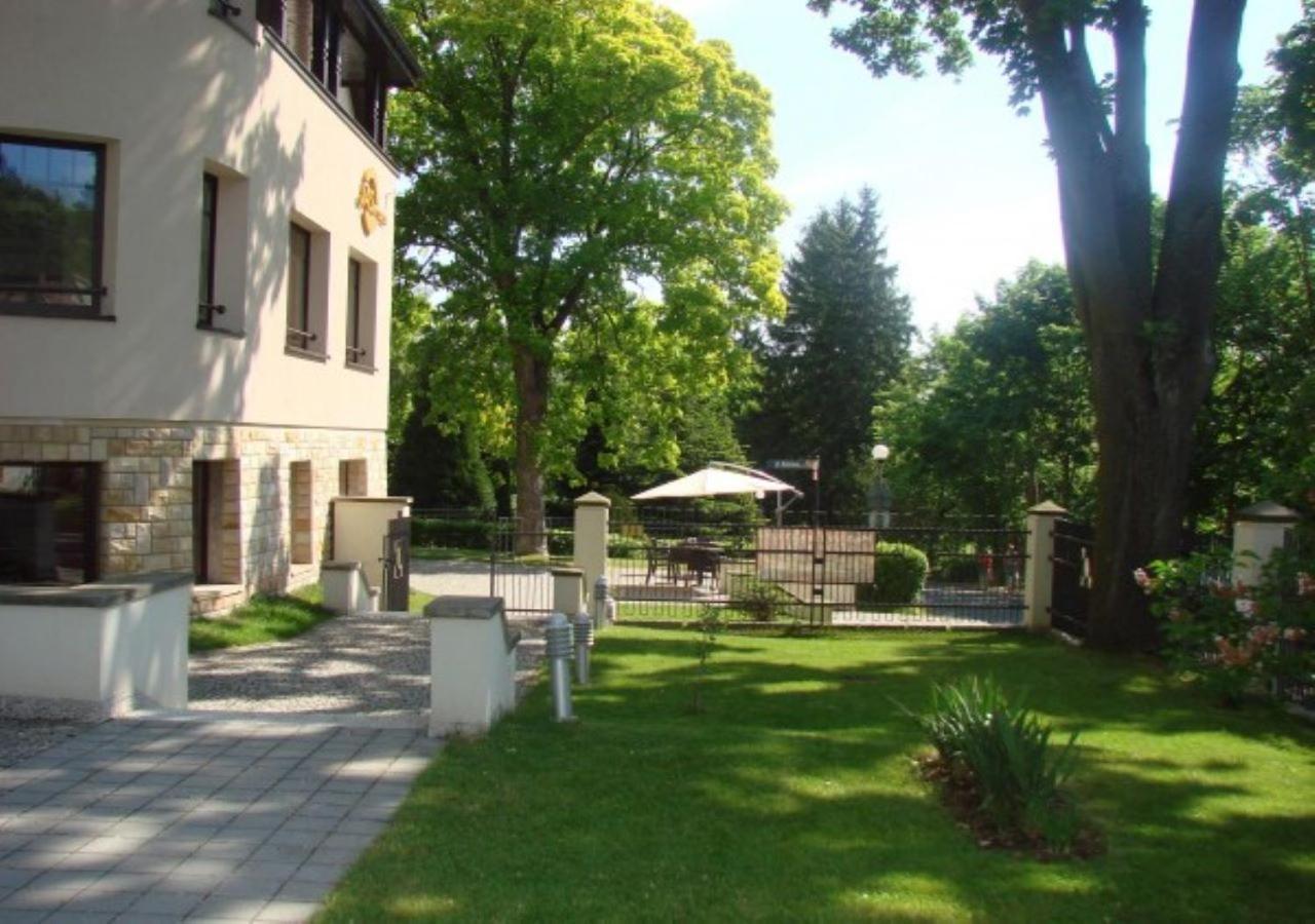 Jasny Dwor Hotel Polanica-Zdrój Eksteriør billede