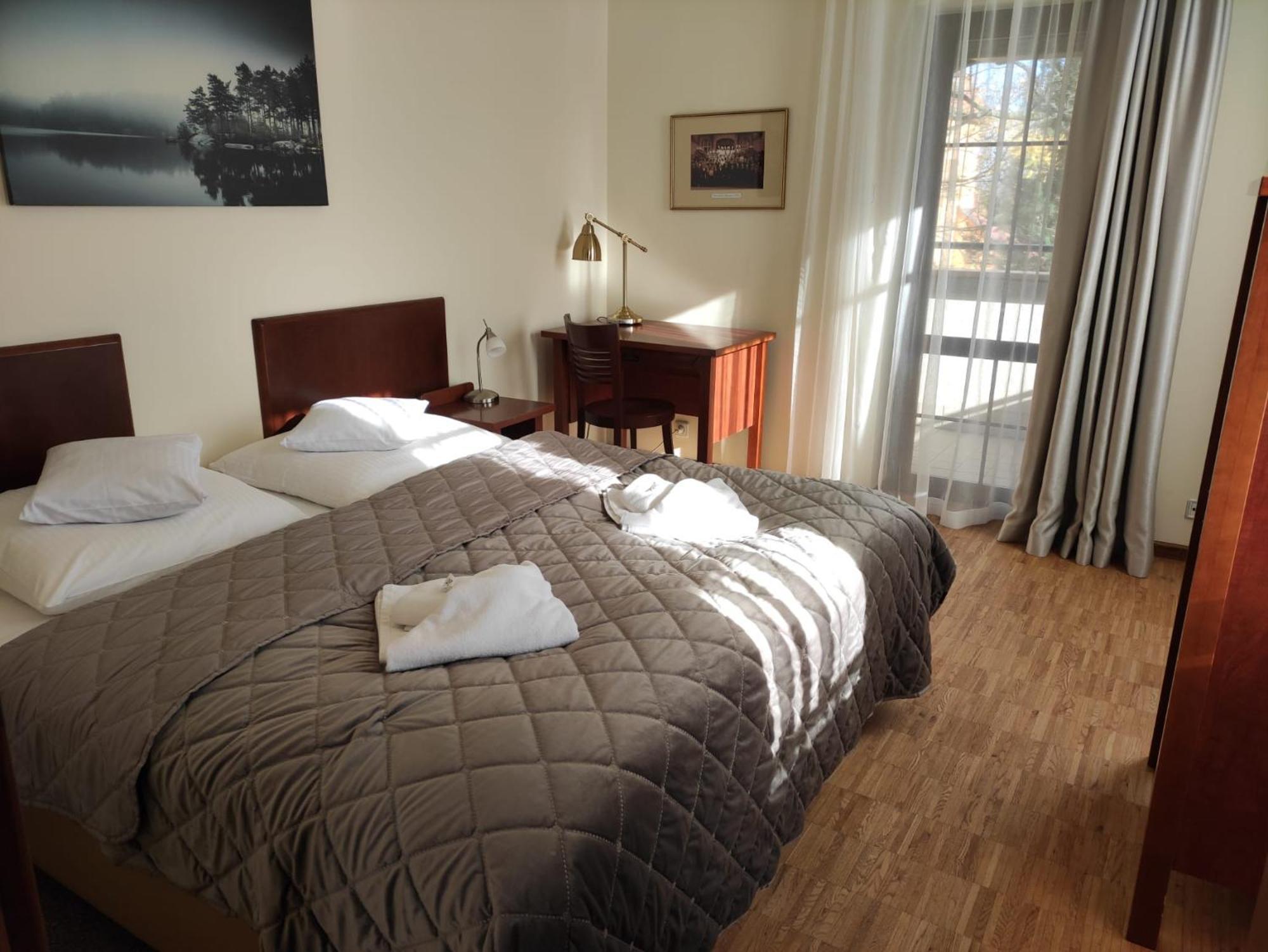 Jasny Dwor Hotel Polanica-Zdrój Eksteriør billede