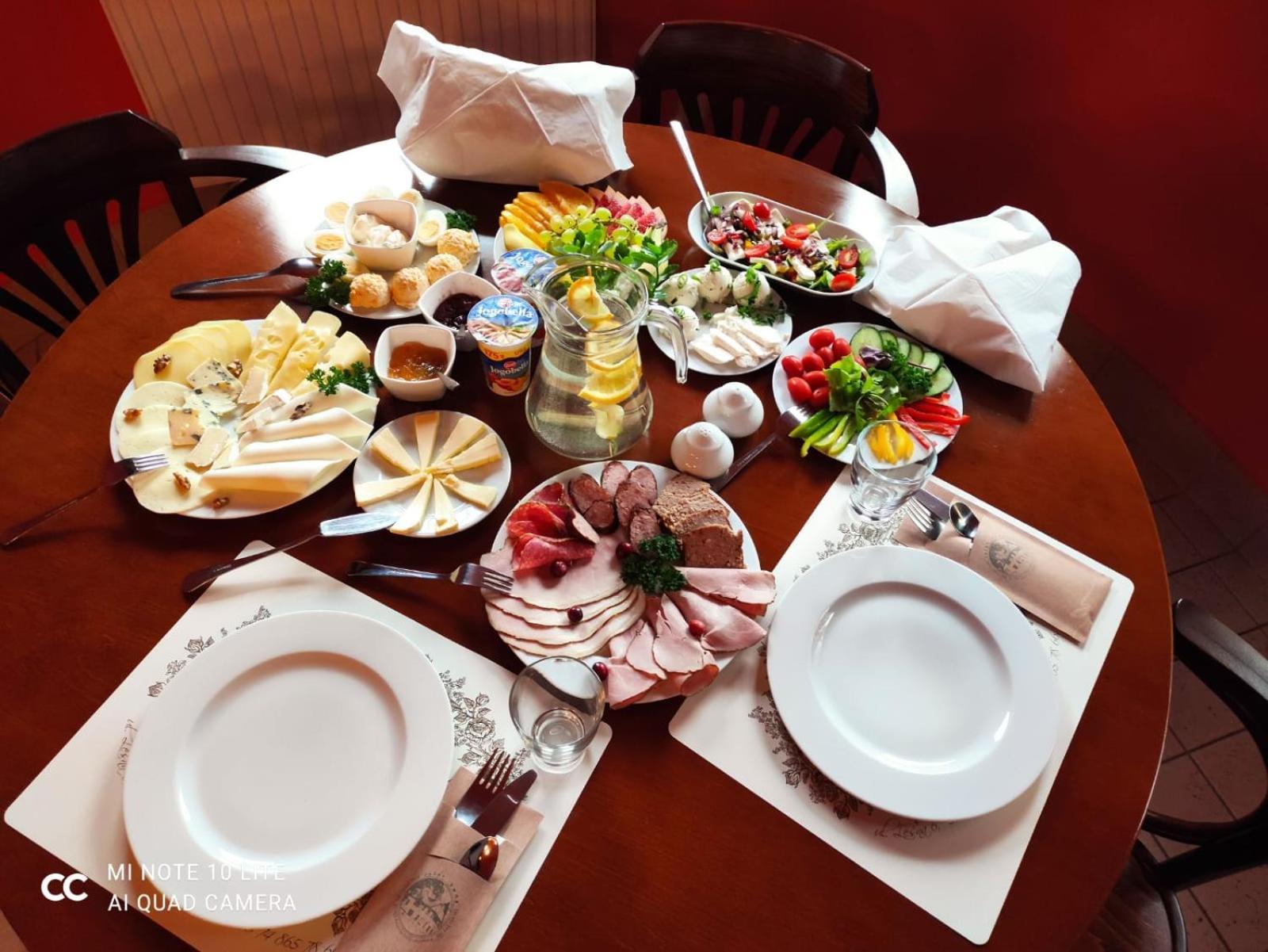 Jasny Dwor Hotel Polanica-Zdrój Eksteriør billede