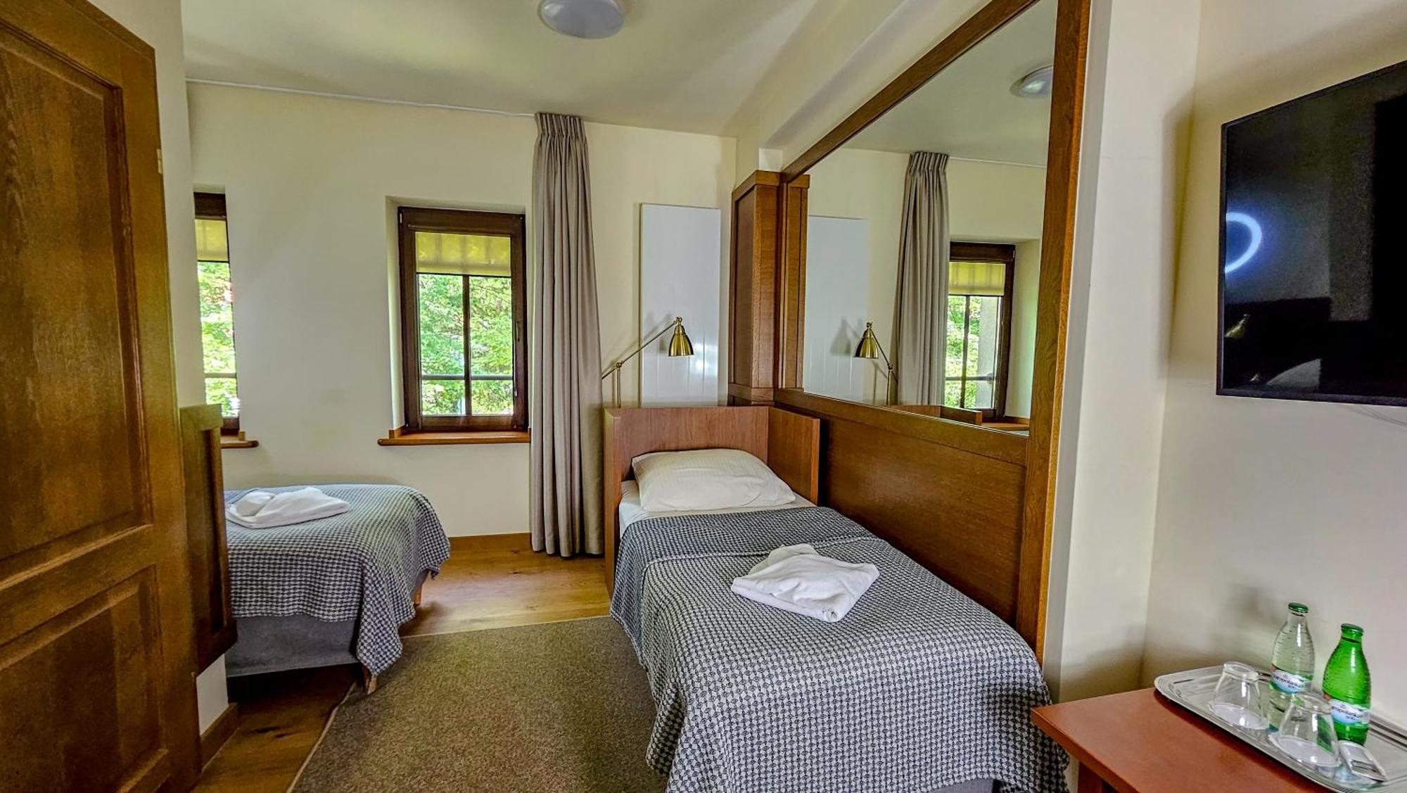 Jasny Dwor Hotel Polanica-Zdrój Eksteriør billede