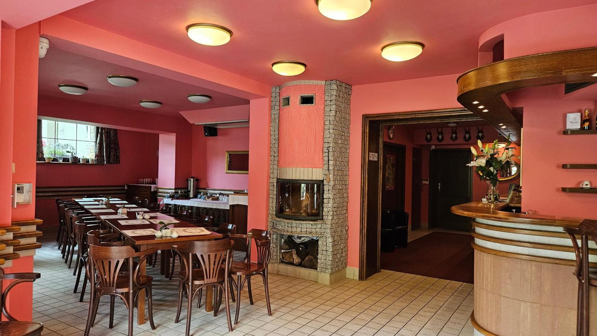 Jasny Dwor Hotel Polanica-Zdrój Eksteriør billede