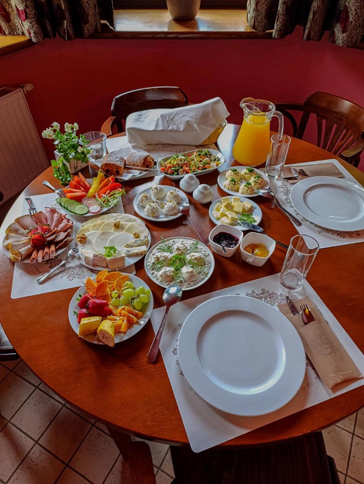 Jasny Dwor Hotel Polanica-Zdrój Eksteriør billede